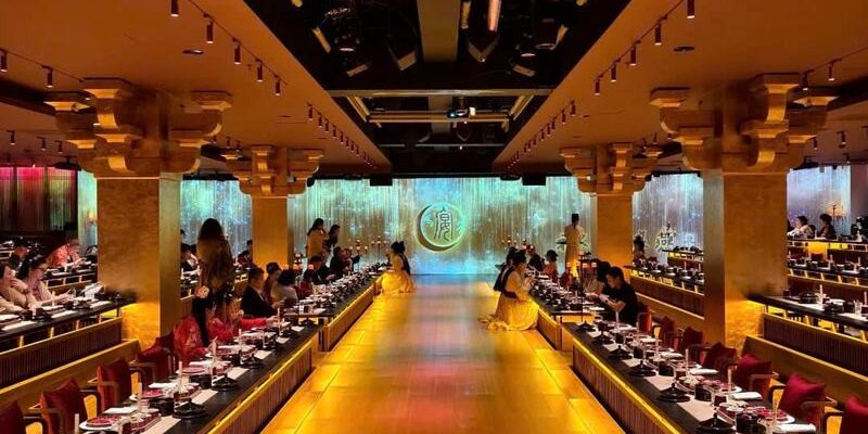 Đắm chìm trong sự hoành tráng của yến tiệc Trung Quốc