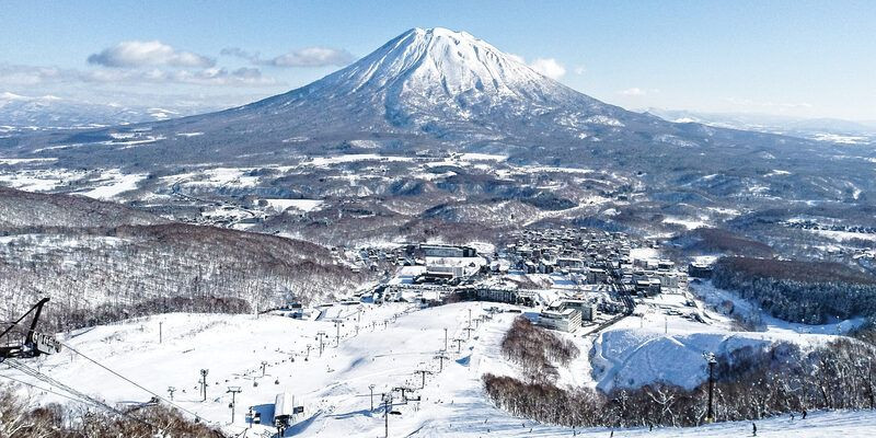 Hokkaido: Đỉnh cao Trượt Tuyết mùa Đông Nhật Bản