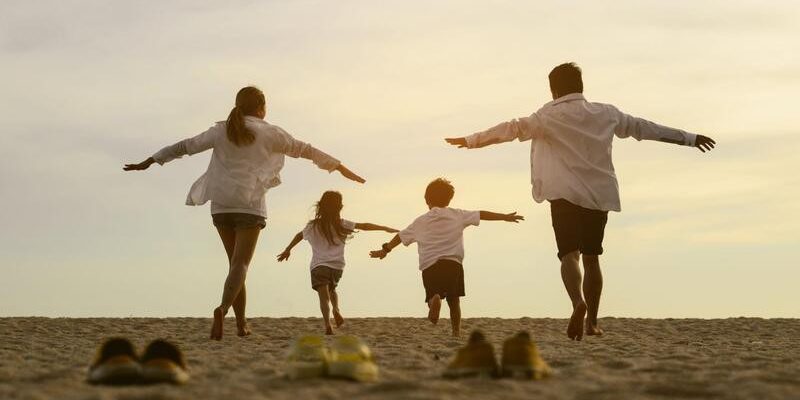 Du lịch cùng gia đình - Nghỉ dưỡng, vui chơi và trải nghiệm văn hóa